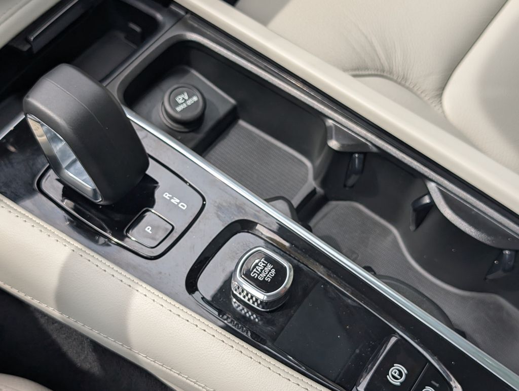 2023 Volvo XC90 B6 Plus 7-Seater Hunt Valley MD