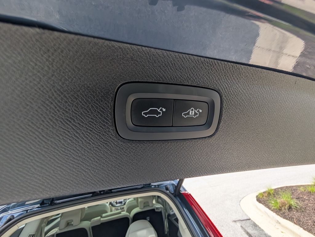 2023 Volvo XC90 B6 Plus 7-Seater Hunt Valley MD