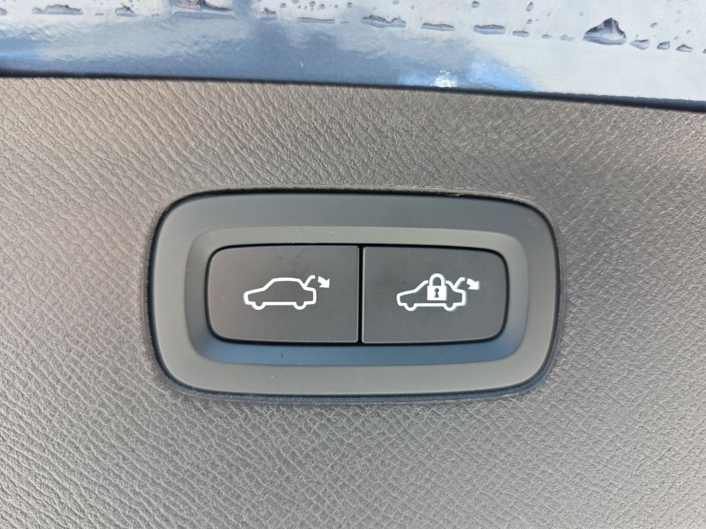 2023 Volvo XC90 B6 Plus 7-Seater Hunt Valley MD