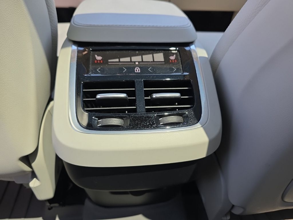 2023 Volvo XC90 B6 Plus 7-Seater Hunt Valley MD