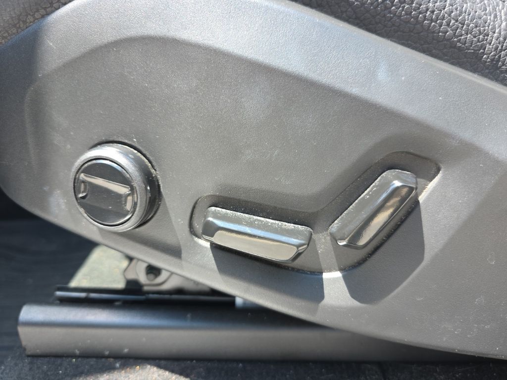 2023 Volvo XC90 B6 Plus 7-Seater Hunt Valley MD