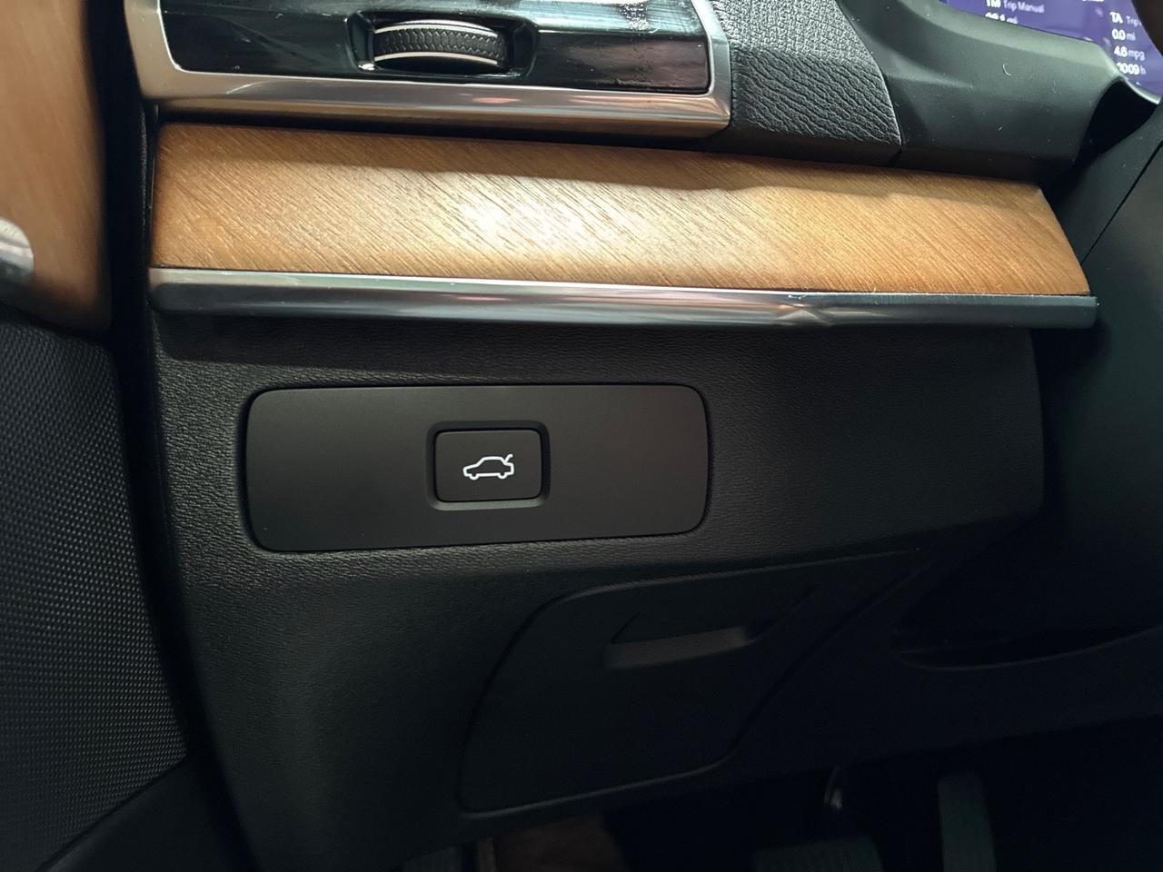 2023 Volvo XC90 Plus, h/k Sound, 21in Wheels, HUD Houston TX