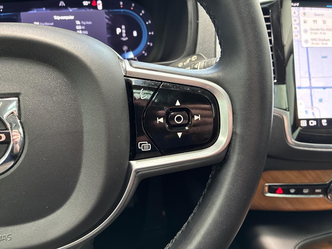 2023 Volvo XC90 Plus, h/k Sound, 21in Wheels, HUD Houston TX