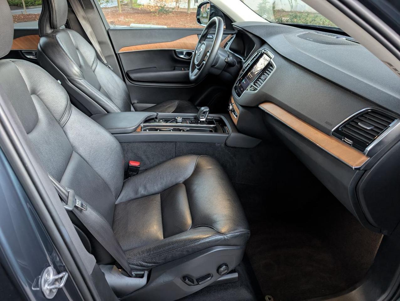 2023 Volvo XC90 Recharge PHEV Hybrid AWD PLUS | 455hp, HK Premium Audio, Pilot Assist, 360 Cam, 4 Heated Seats & Wheel Portland OR