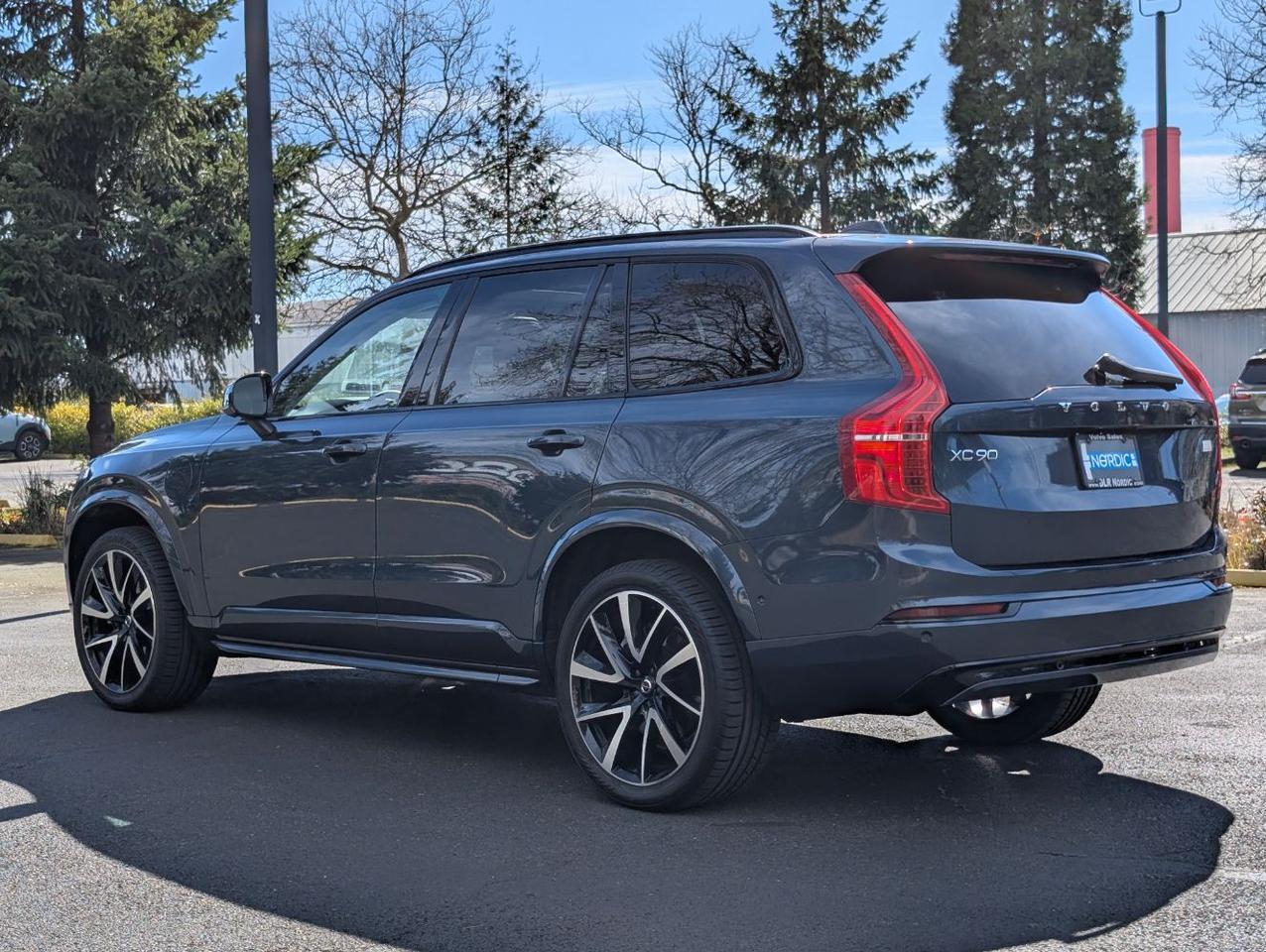 2023 Volvo XC90 Recharge PHEV Hybrid AWD PLUS | 455hp, HK Premium Audio, Pilot Assist, 360 Cam, 4 Heated Seats & Wheel Portland OR