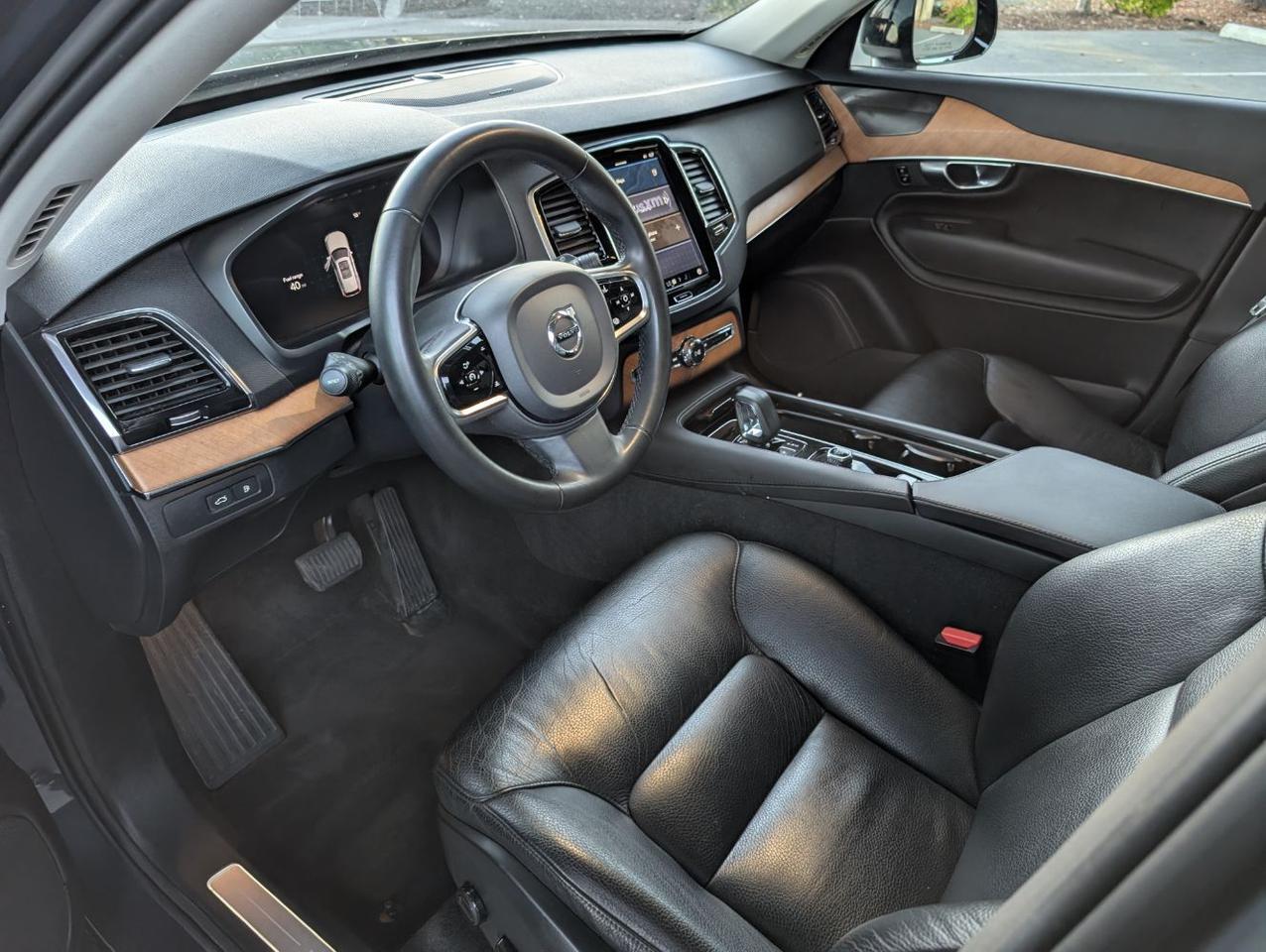 2023 Volvo XC90 Recharge PHEV Hybrid AWD PLUS | 455hp, HK Premium Audio, Pilot Asst, 360° Cam, 4 Heated Seats & Htd Wheel Portland OR