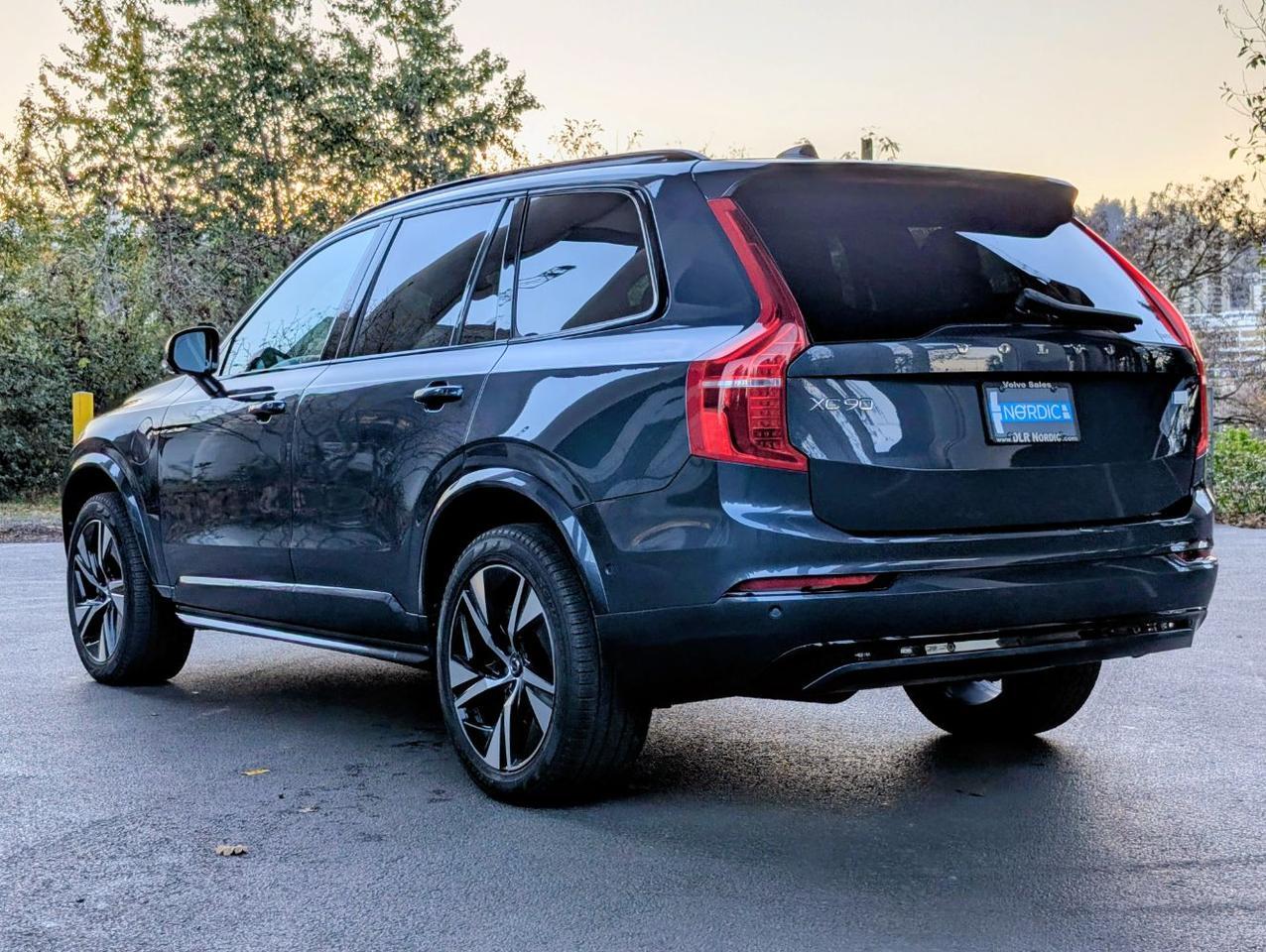 2023 Volvo XC90 Recharge PHEV Hybrid AWD PLUS | 455hp, HK Premium Audio, Pilot Asst, 360° Cam, 4 Heated Seats & Htd Wheel Portland OR