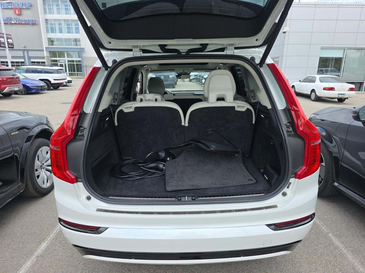 2023 Volvo XC90 Recharge Plug-In Hybrid Plus Dark Theme Knoxville TN