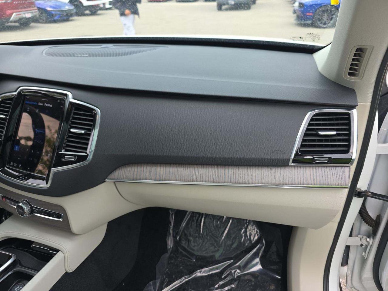 2023 Volvo XC90 Recharge Plug-In Hybrid Plus Dark Theme Knoxville TN