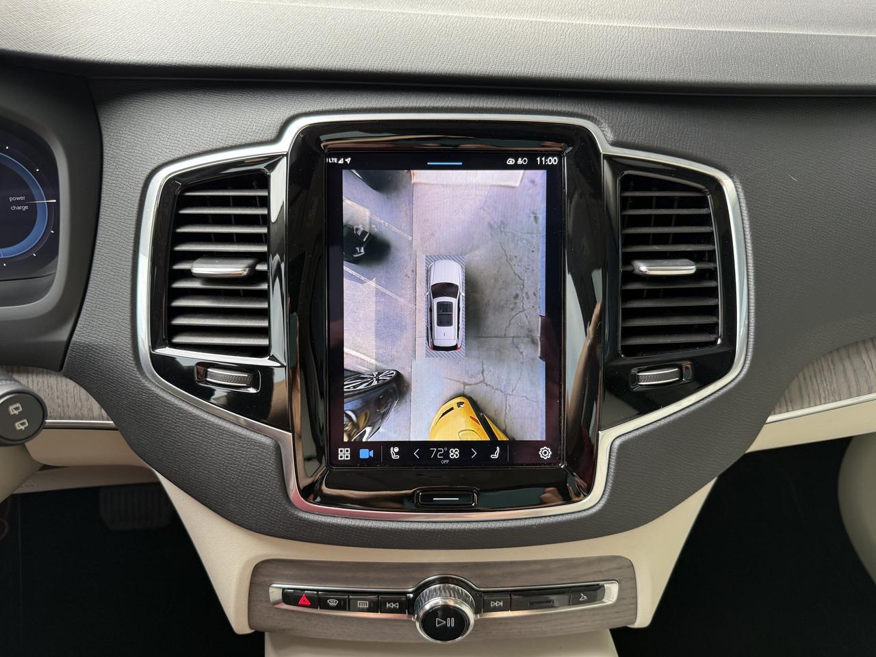 2023 Volvo XC90 Plus - Photo 19