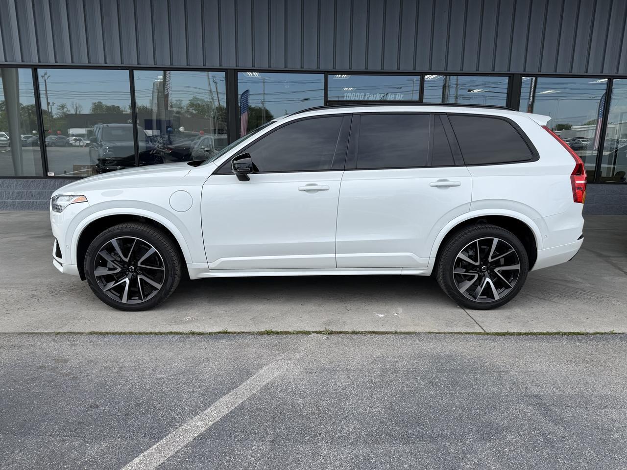 2023 Volvo XC90 Plus - Photo 8