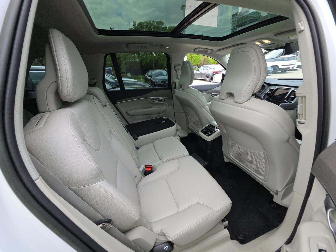 2023 Volvo XC90 Recharge Plug-In Hybrid Plus Dark Theme Knoxville TN