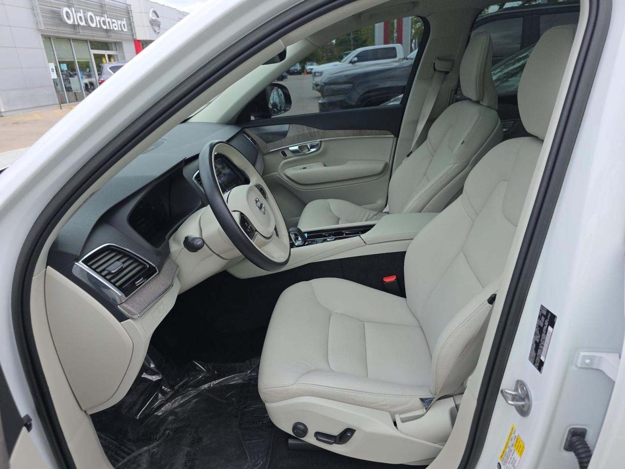 2023 Volvo XC90 Recharge Plug-In Hybrid Plus Dark Theme Knoxville TN