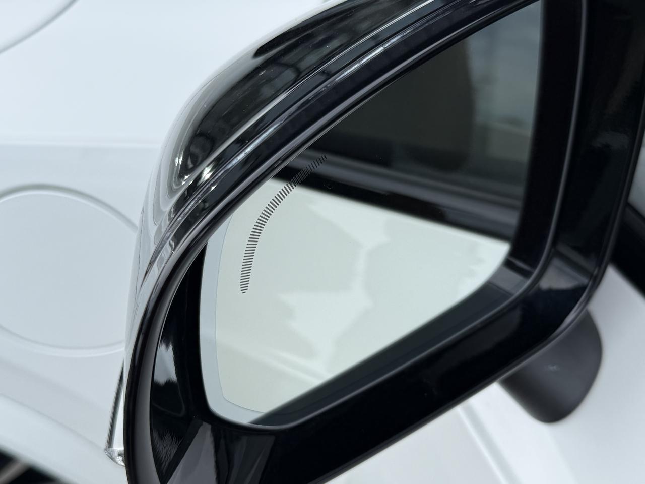2023 Volvo XC90 Plus - Photo 9