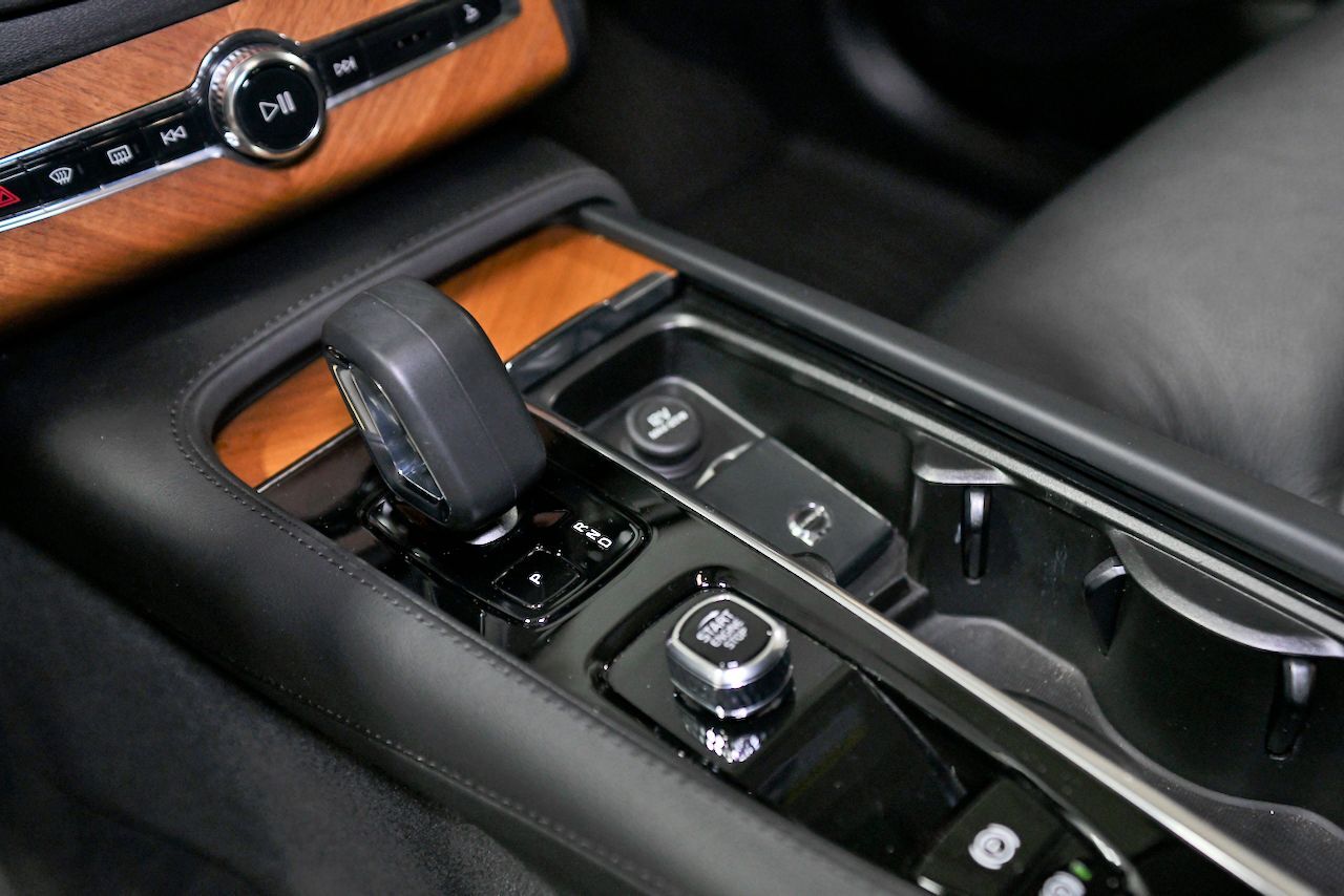 2023 Volvo XC90 Recharge Plug-In Hybrid T8 Plus 6-Seater Miami FL