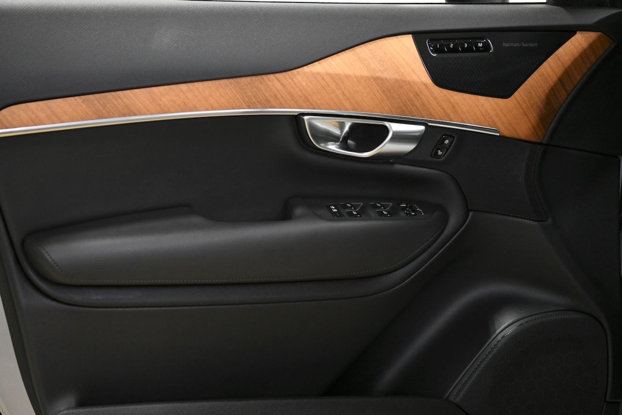 2023 Volvo XC90 Recharge Plug-In Hybrid T8 Plus 6-Seater Miami FL