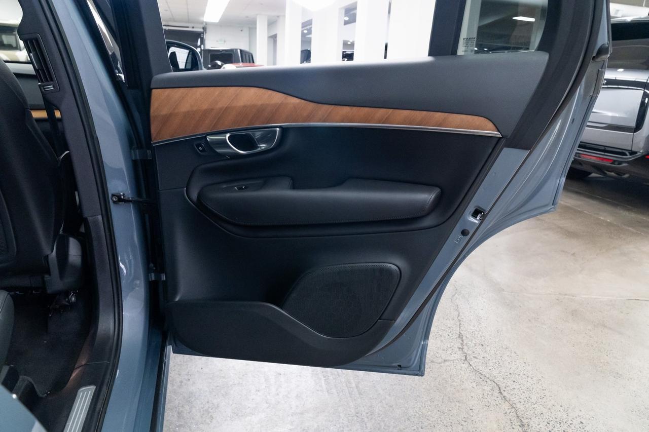 2023 Volvo XC90 Recharge Plug-In Hybrid T8 Plus Bright Theme 7 Passenger 7 Passenger Surround View Camera Adaptive Cruise Portland OR