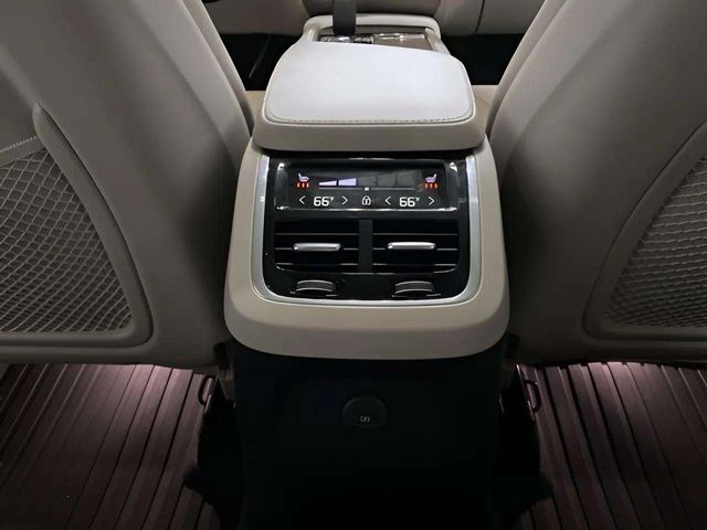 2023 Volvo XC90 Recharge Plug-In Hybrid T8 Plus Bright Theme 7 Passenger Dallas TX