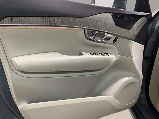 2023 Volvo XC90 Recharge Plug-In Hybrid T8 Plus Bright Theme 7 Passenger Dallas TX