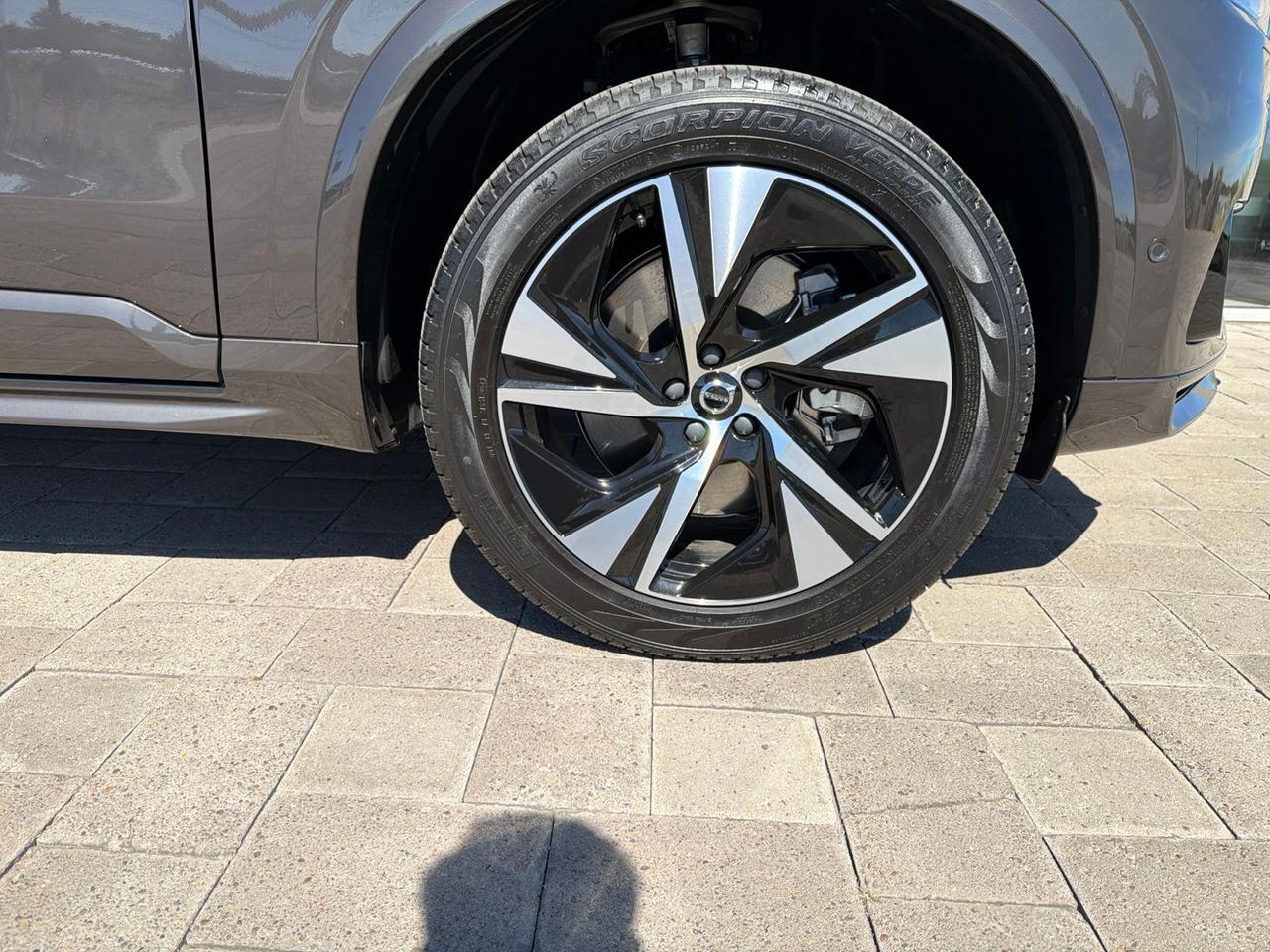 2023 Volvo XC90 Recharge Plug-In Hybrid T8 Plus Dark Theme 7 Passenger Bend OR