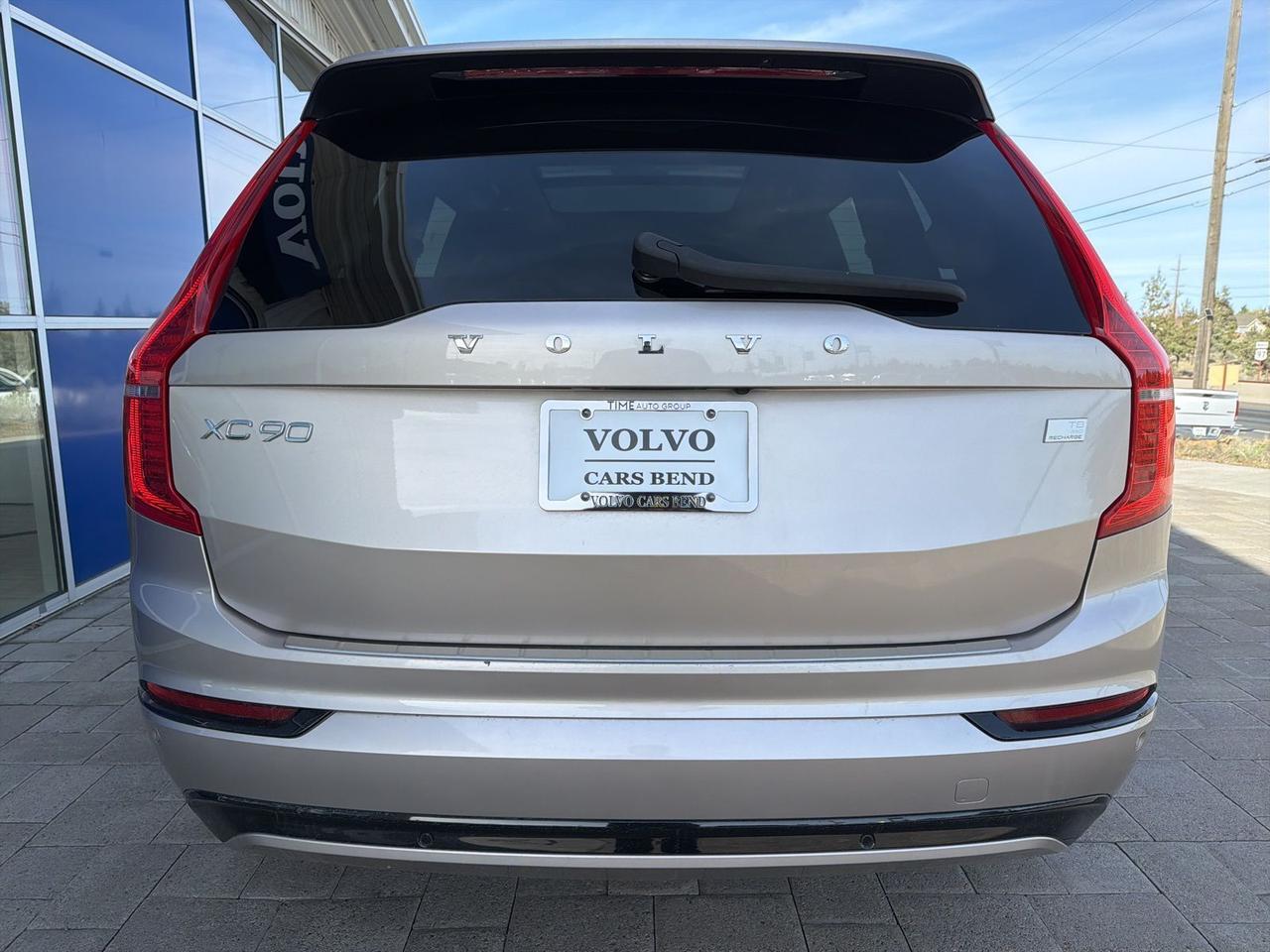 2023 Volvo XC90 Recharge Plug-In Hybrid T8 Plus Dark Theme 7 Passenger Bend OR