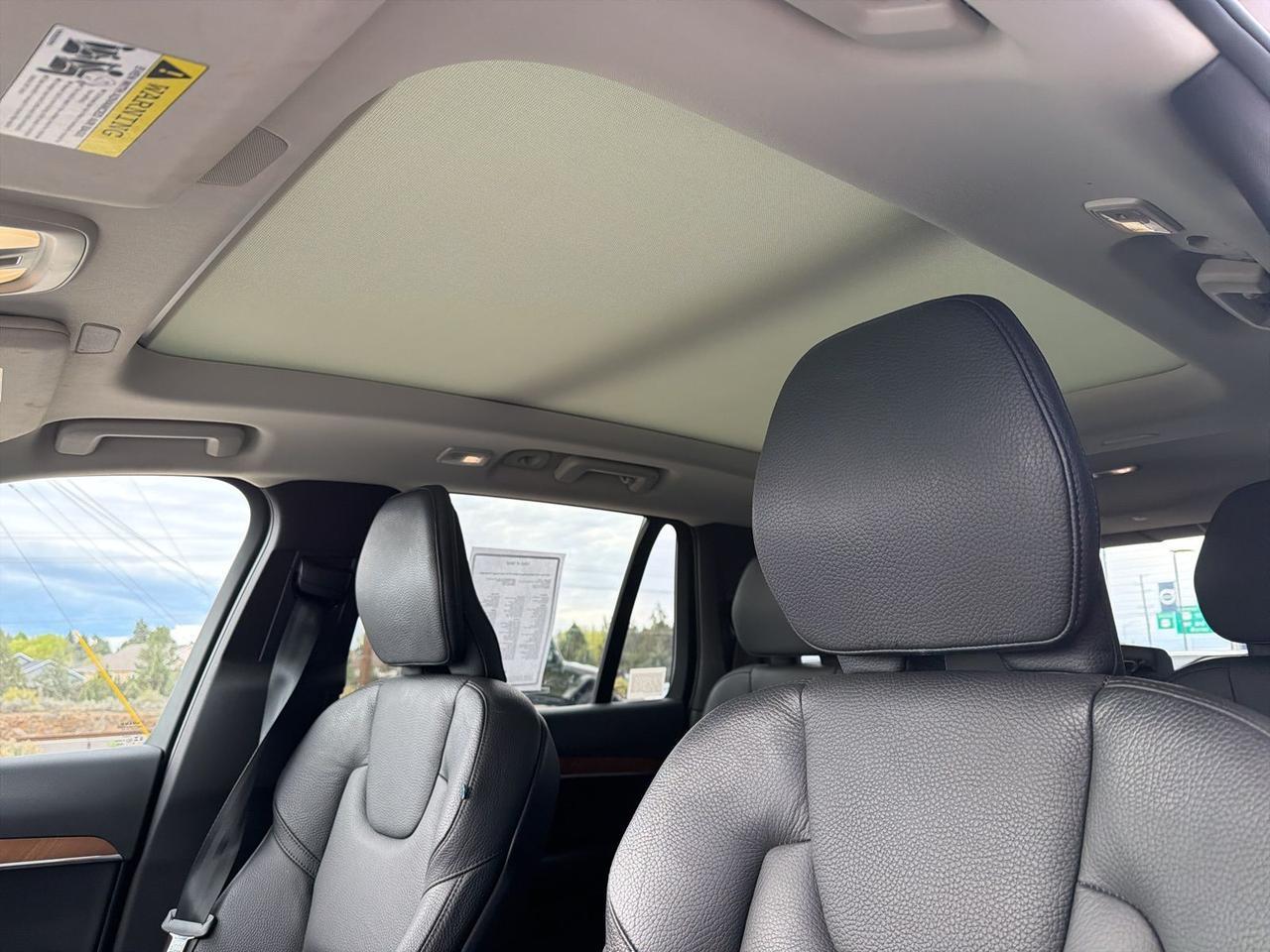 2023 Volvo XC90 Recharge Plug-In Hybrid T8 Plus Dark Theme 7 Passenger Bend OR