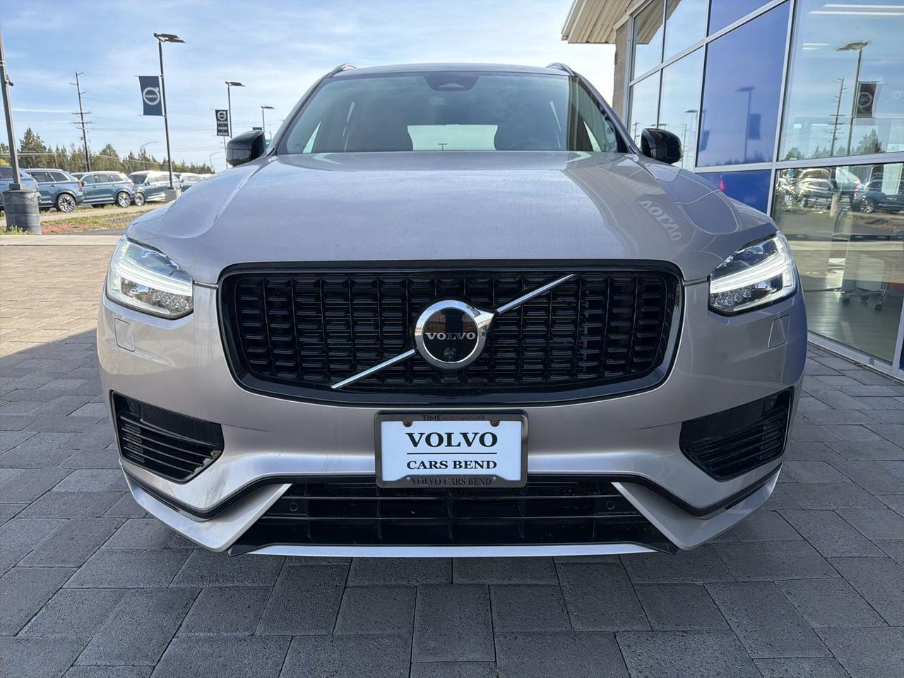 2023 Volvo XC90 Recharge Plug-In Hybrid T8 Plus Dark Theme 7 Passenger Bend OR