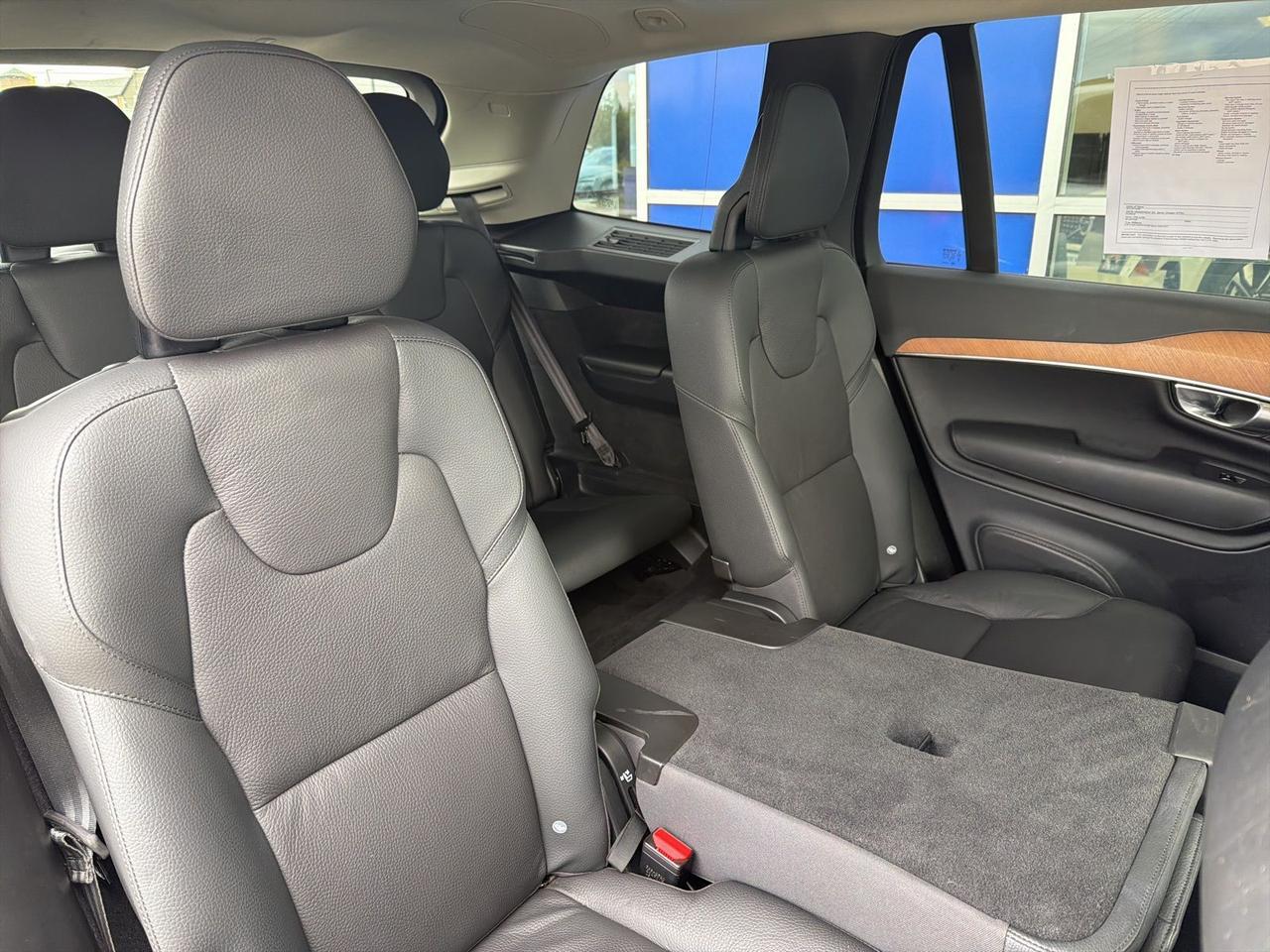 2023 Volvo XC90 Recharge Plug-In Hybrid T8 Plus Dark Theme 7 Passenger Bend OR