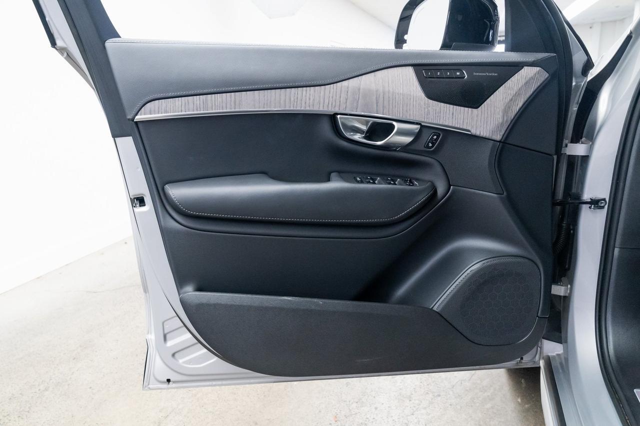 2023 Volvo XC90 Recharge Plug-In Hybrid Ultimate 1 Owner Vented Massage Seats Head-Up Display Portland OR