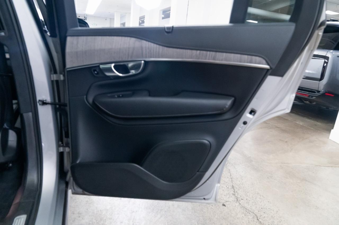 2023 Volvo XC90 Recharge Plug-In Hybrid Ultimate 1 Owner Vented Massage Seats Head-Up Display Portland OR