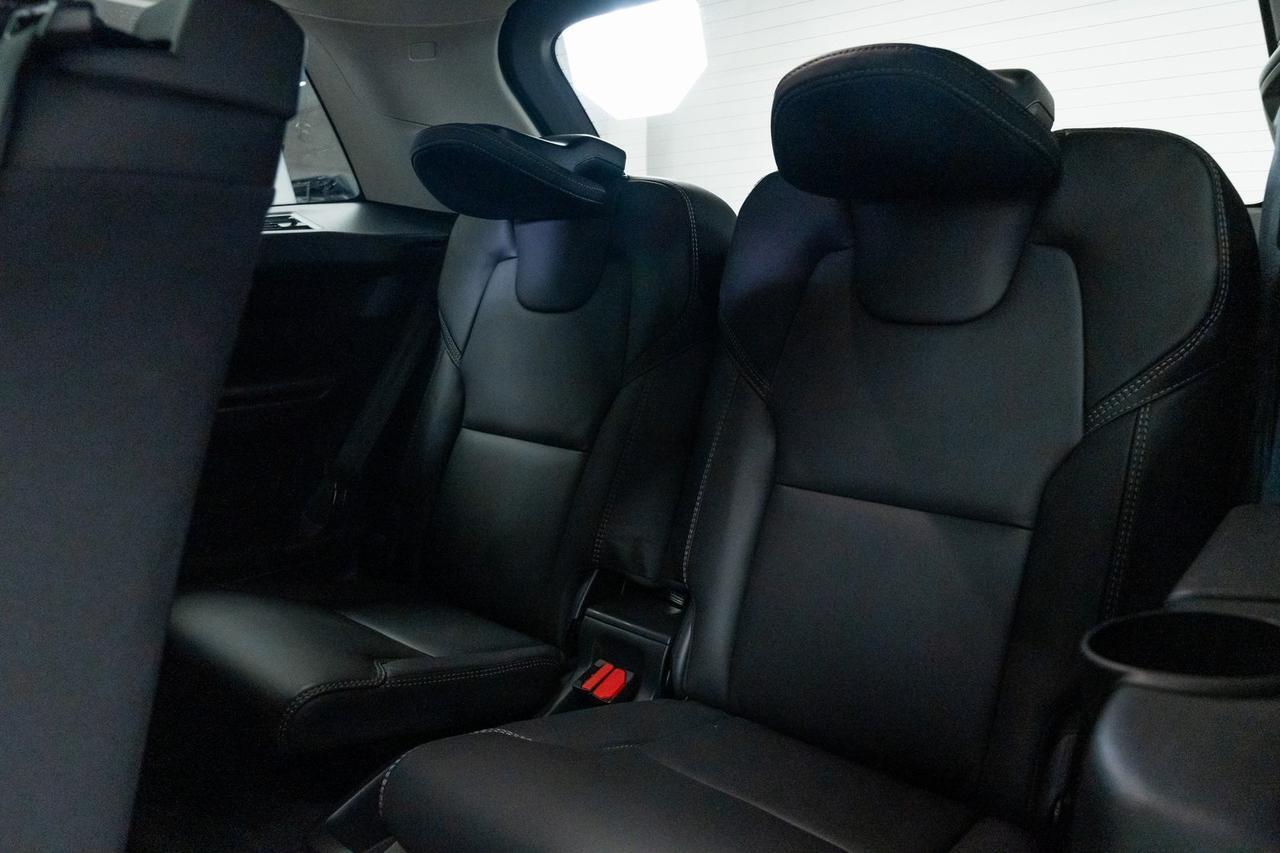 2023 Volvo XC90 Recharge Plug-In Hybrid Ultimate 1 Owner Vented Massage Seats Head-Up Display Portland OR