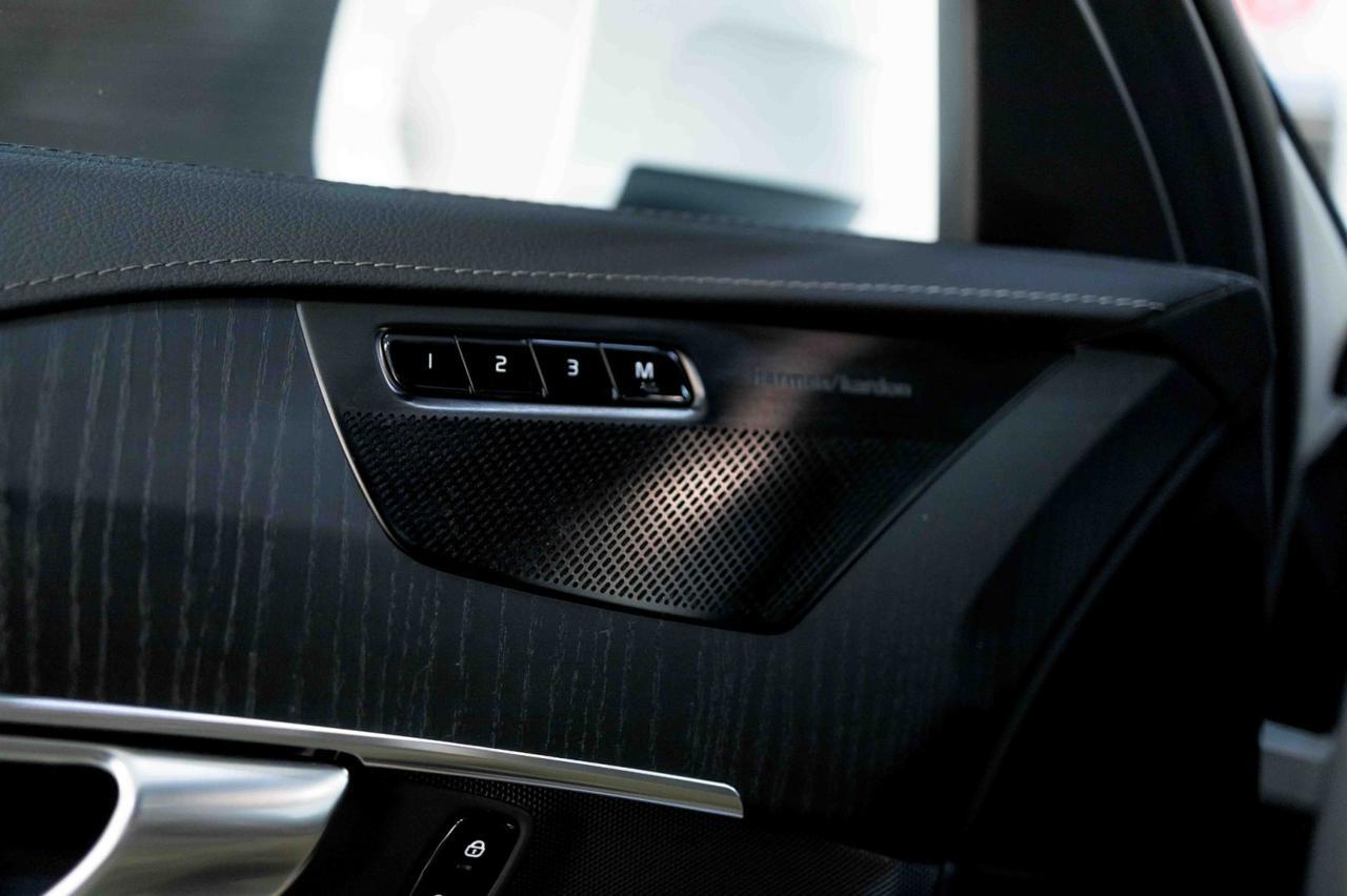 2023 Volvo XC90 Recharge Plug-In Hybrid Ultimate Bright Theme Marietta GA