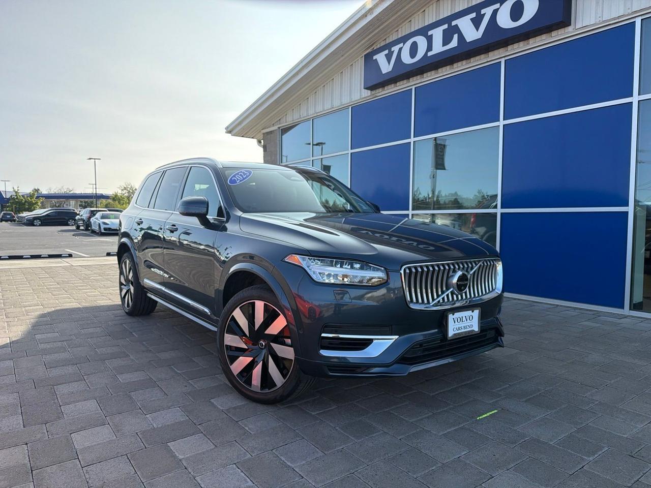 2023 Volvo XC90 Recharge Plug-In Hybrid Ultimate