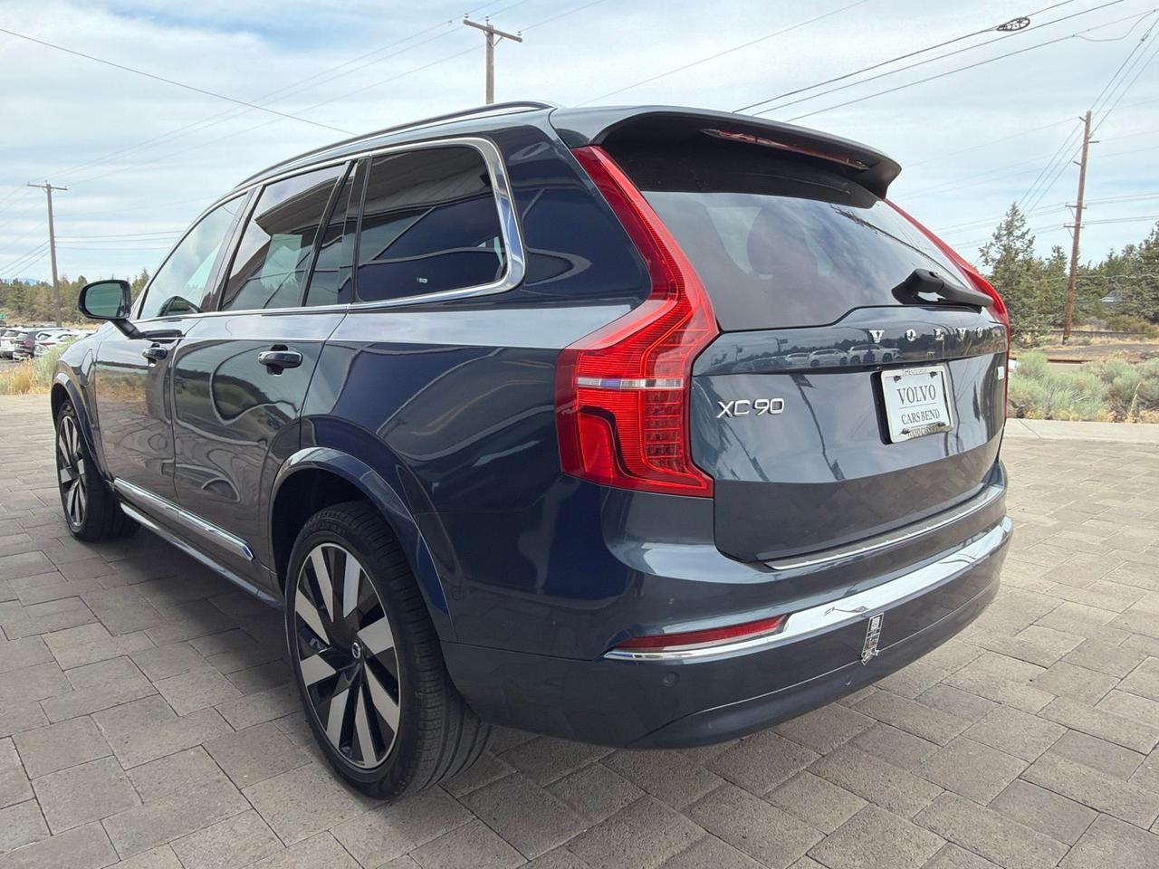 2023 Volvo XC90 Recharge Plug-In Hybrid Ultimate Bend OR