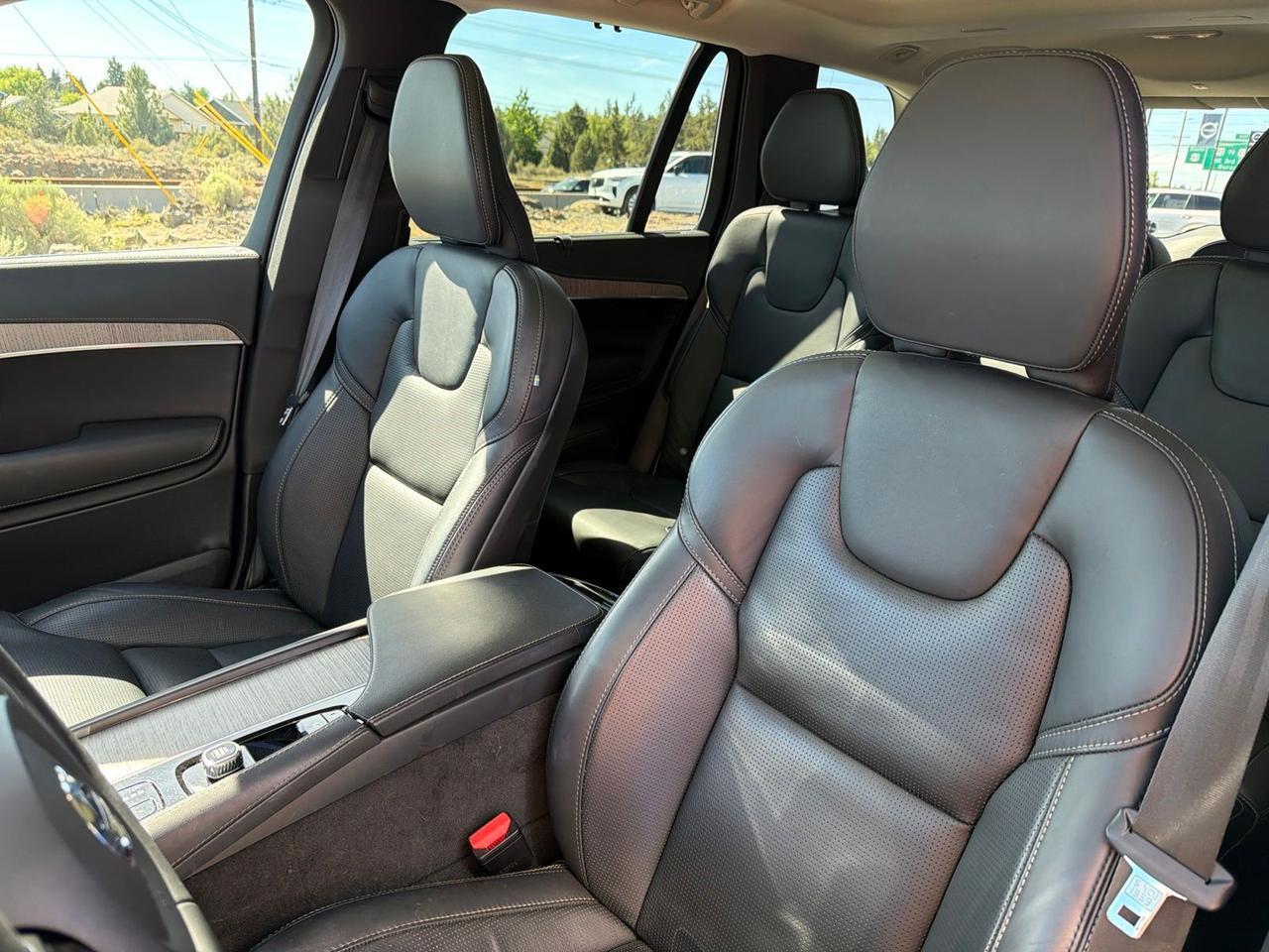2023 Volvo XC90 Recharge Plug-In Hybrid Ultimate Bend OR