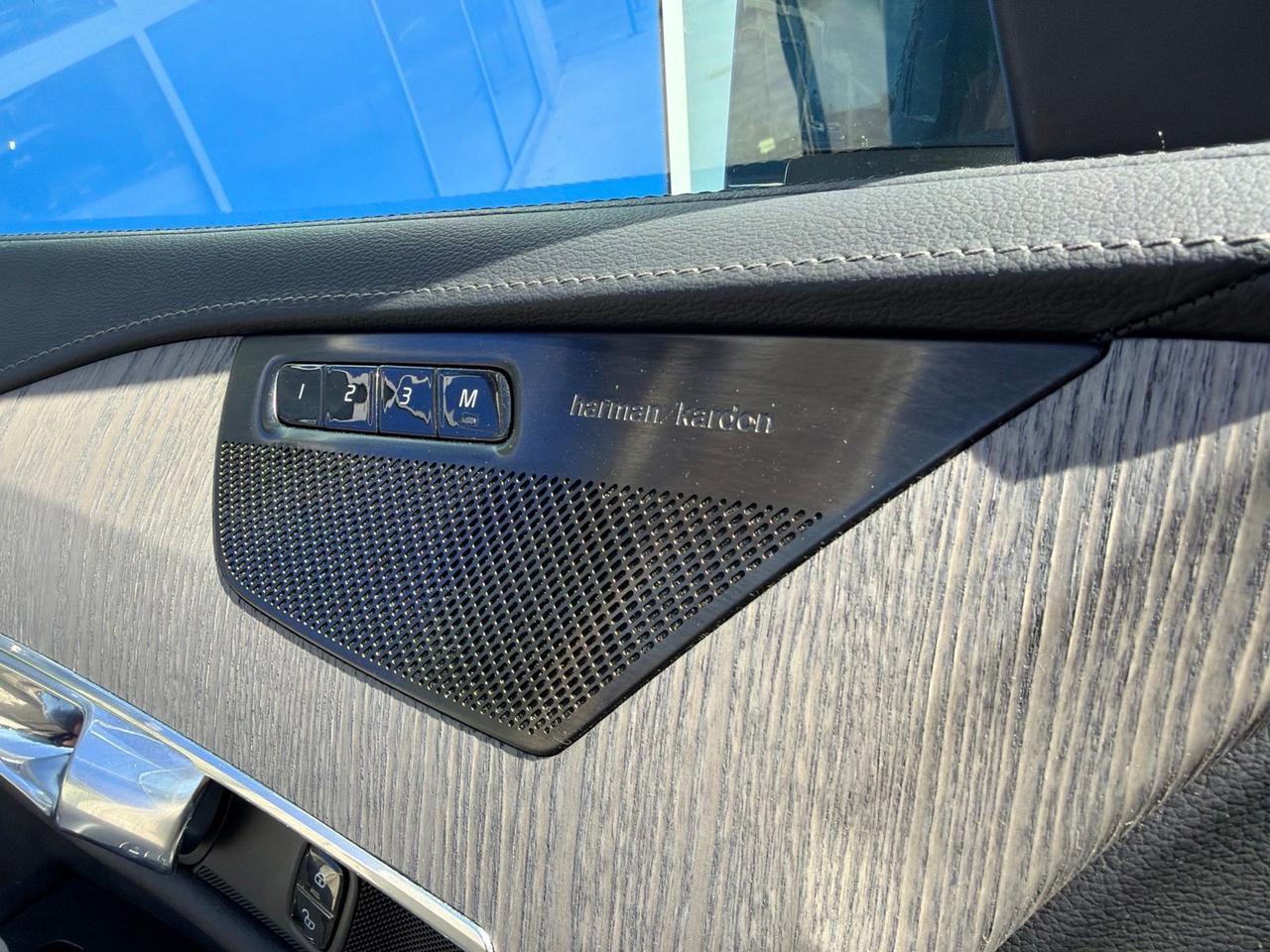 2023 Volvo XC90 Recharge Plug-In Hybrid Ultimate Bend OR
