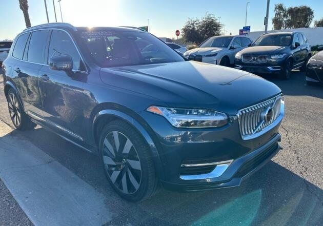 2023 Volvo XC90 Recharge Plug-In Hybrid Ultimate