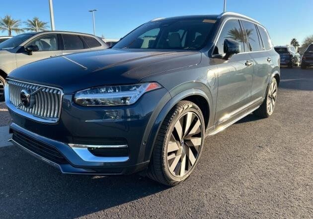 2023 Volvo XC90 Recharge Plug-In Hybrid Ultimate Bend OR