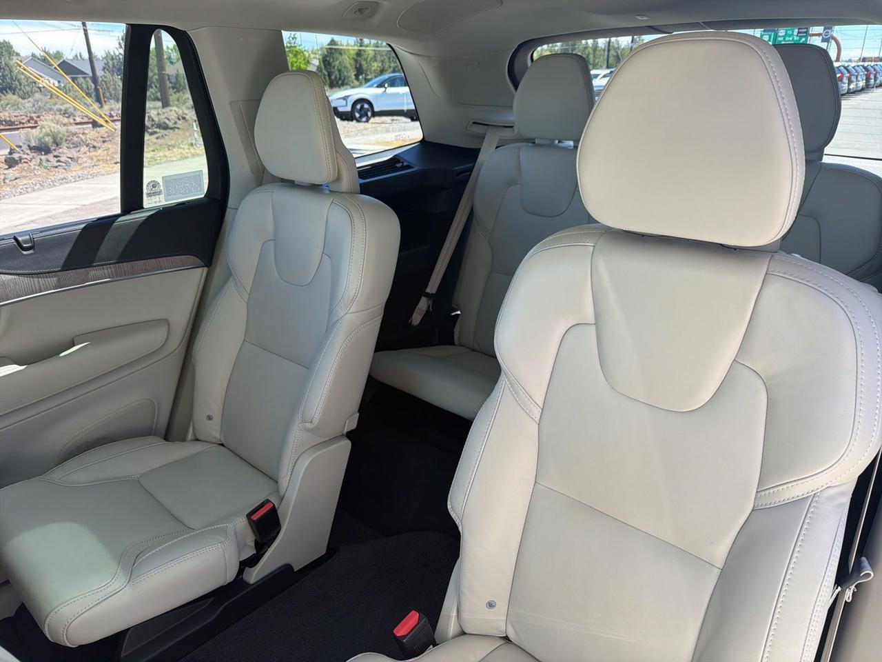 2023 Volvo XC90 Recharge Plug-In Hybrid Ultimate Bend OR