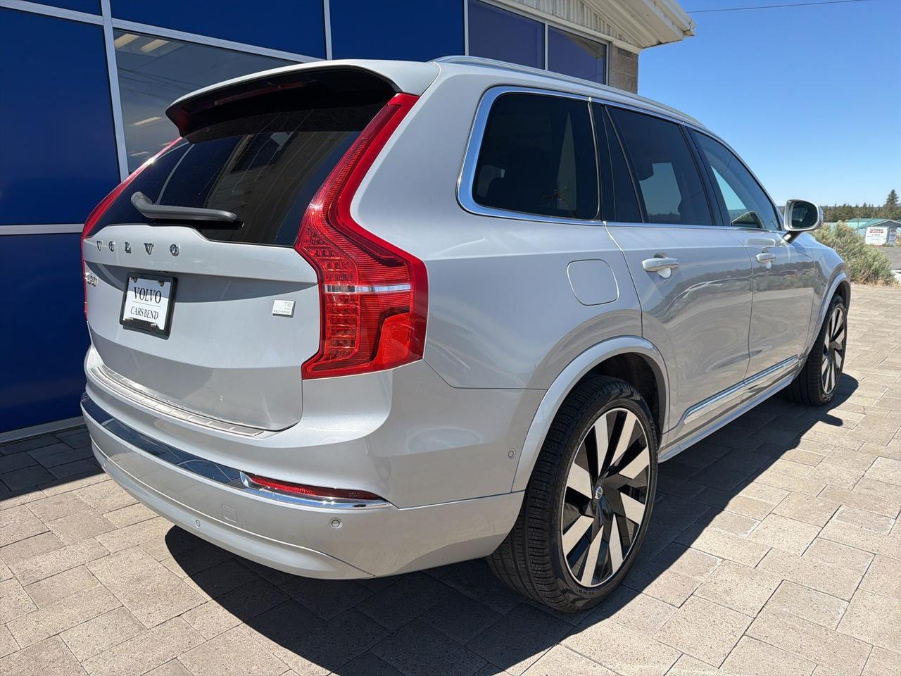2023 Volvo XC90 Recharge Plug-In Hybrid Ultimate Bend OR