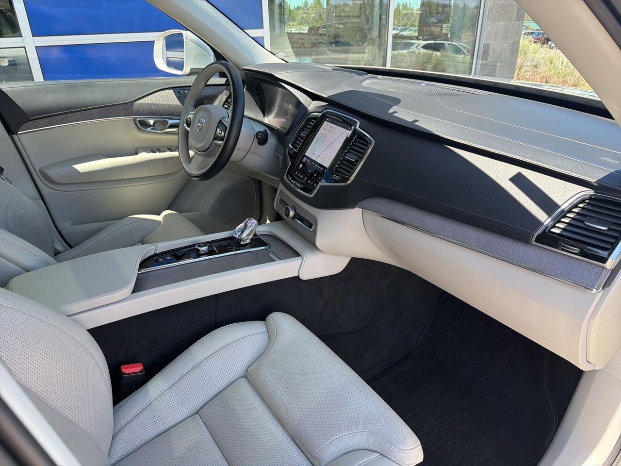2023 Volvo XC90 Recharge Plug-In Hybrid Ultimate Bend OR