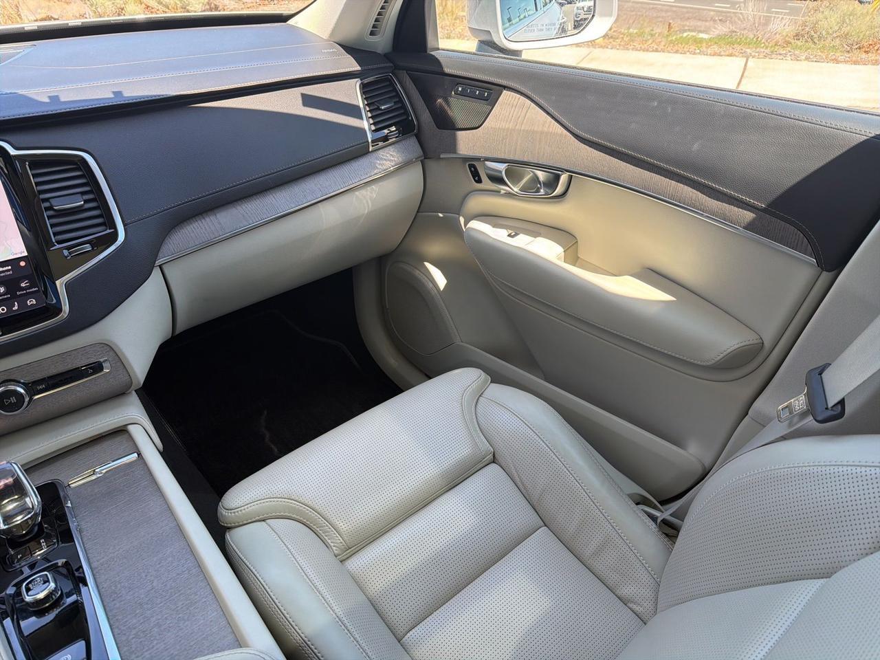 2023 Volvo XC90 Recharge Plug-In Hybrid Ultimate Bend OR