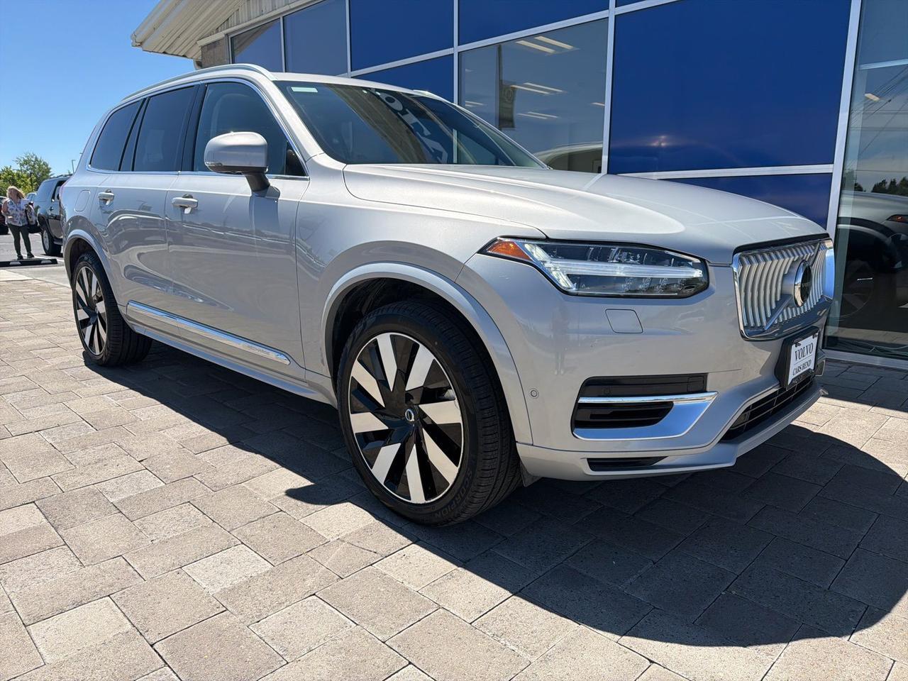 2023 Volvo XC90 Recharge Plug-In Hybrid Ultimate Bend OR