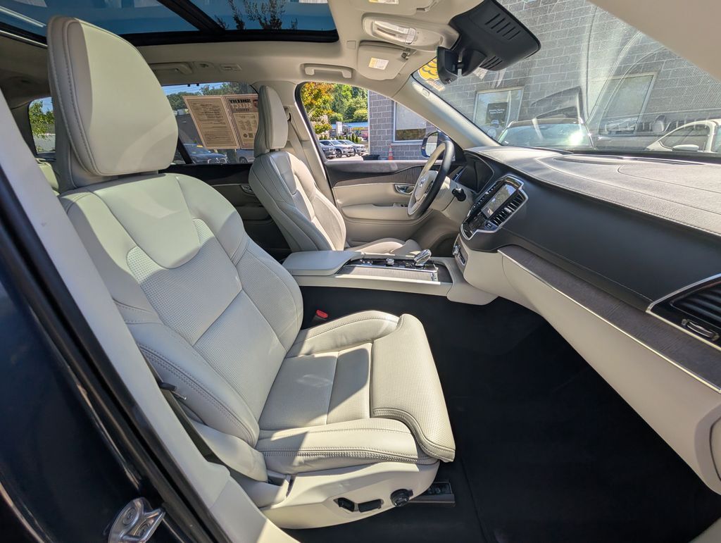 2023 Volvo XC90 Recharge Plug-In Hybrid Ultimate Hunt Valley MD