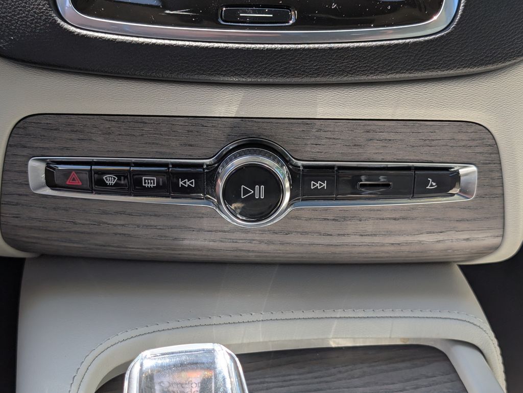 2023 Volvo XC90 Recharge Plug-In Hybrid Ultimate Hunt Valley MD