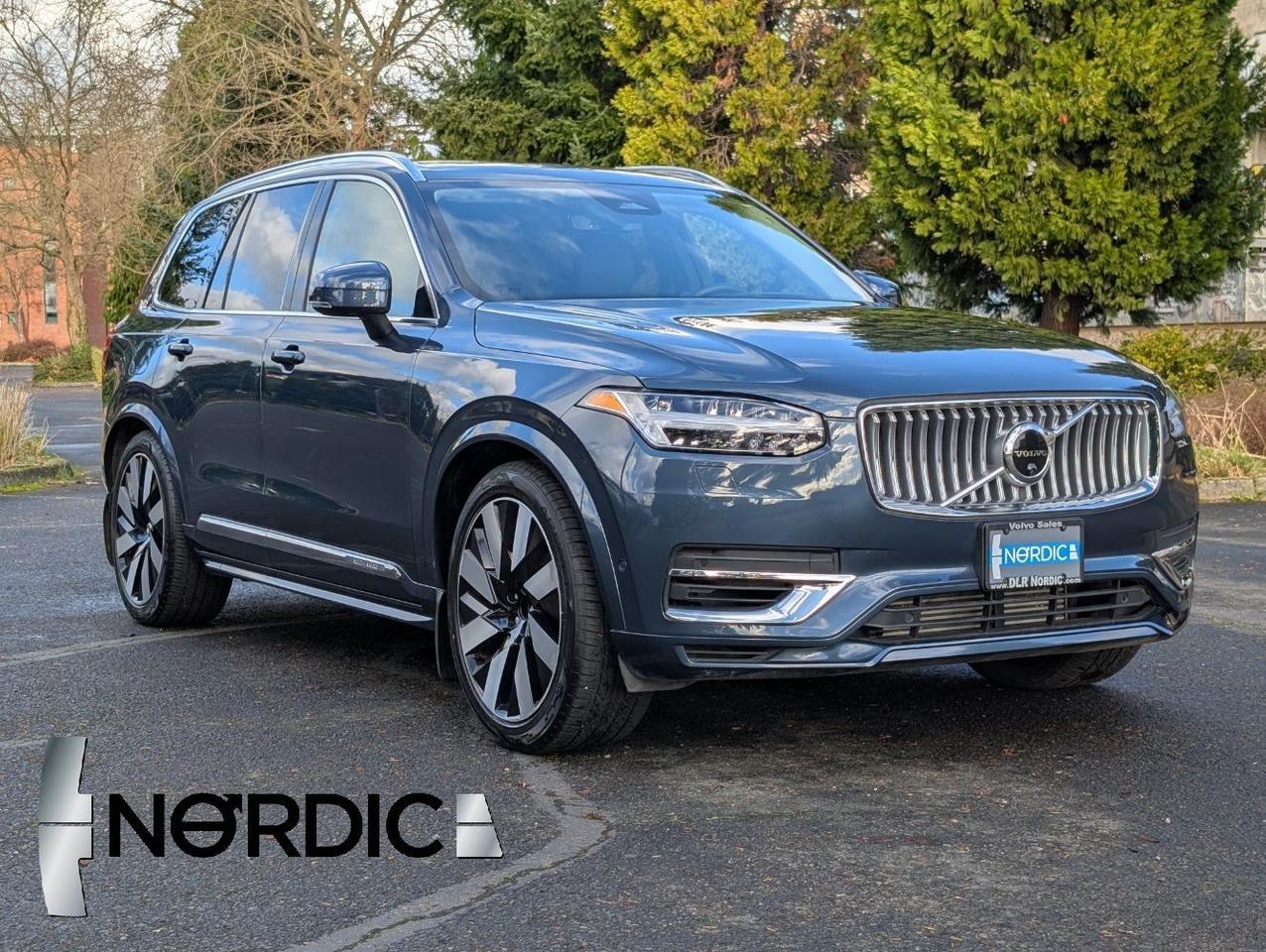 2023 Volvo XC90 Recharge T8 AWD Ext Range ULTIMATE w/Bowers &amp; Wilkins, Air Suspension *