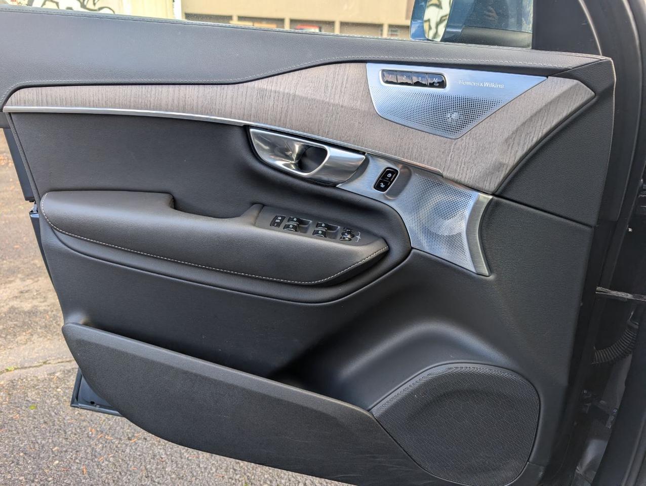 2023 Volvo XC90 Recharge T8 AWD Ext Range ULTIMATE w/Bowers & Wilkins, Air Suspension, Pilot Assist, 360 Cam & Heated Wheel Portland OR