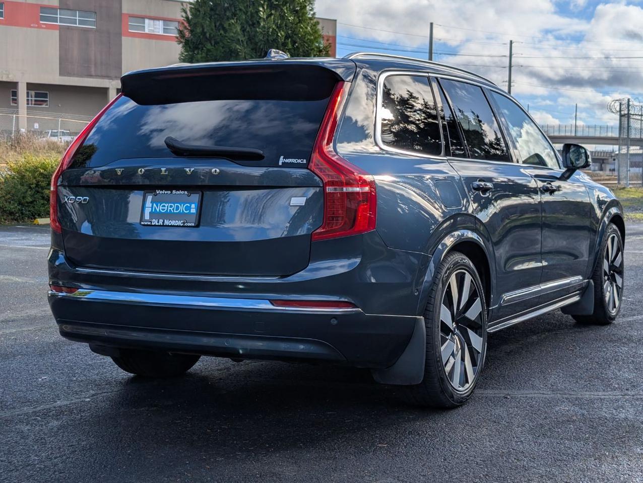 2023 Volvo XC90 Recharge T8 AWD Ext Range ULTIMATE w/Bowers & Wilkins, Air Suspension, Pilot Assist, 360 Cam & Heated Wheel Portland OR