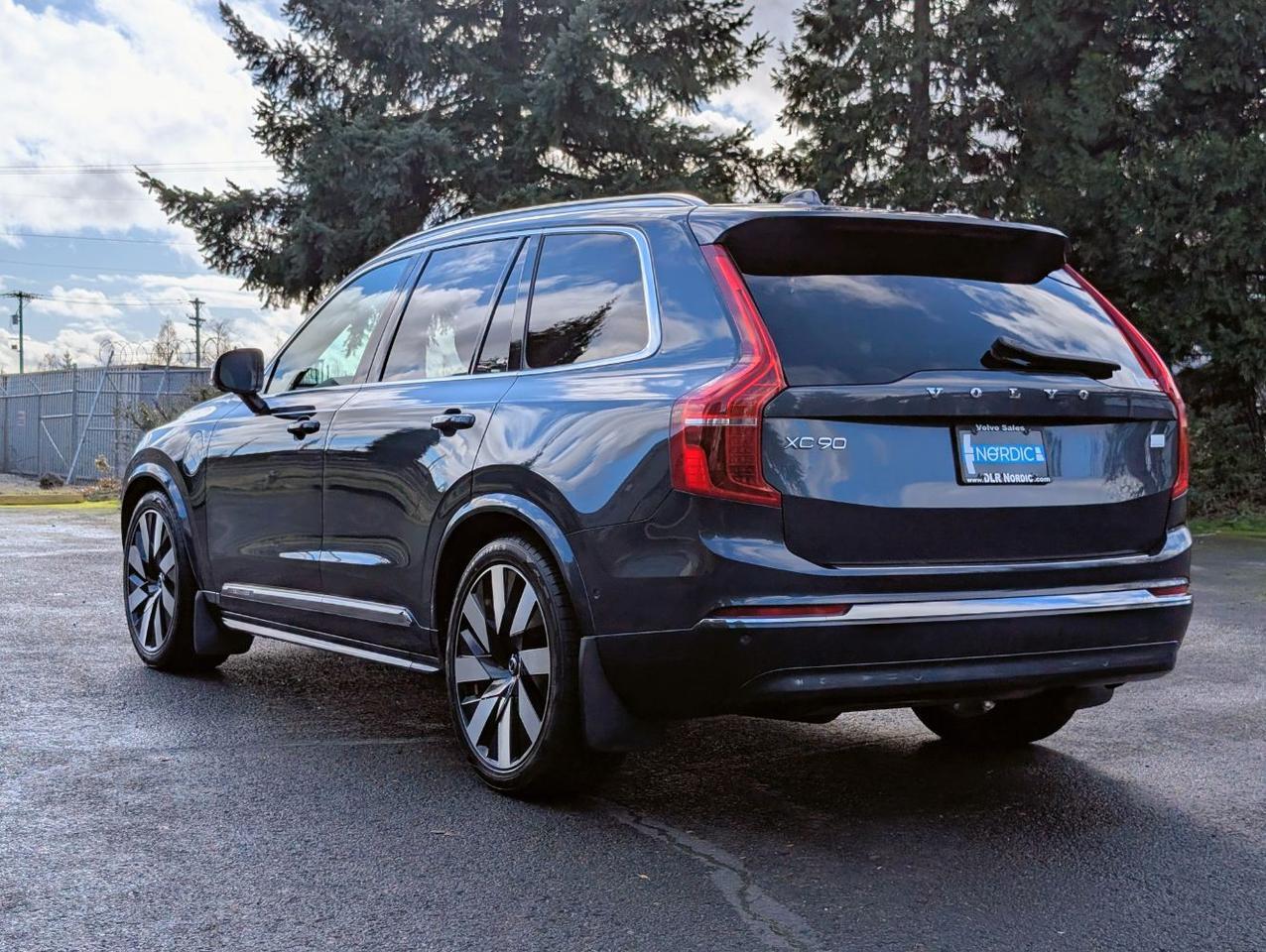 2023 Volvo XC90 Recharge T8 AWD Ext Range ULTIMATE w/Bowers & Wilkins, Air Suspension, Pilot Assist, 360 Cam & Heated Wheel Portland OR