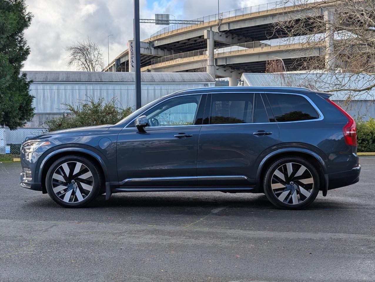 2023 Volvo XC90 Recharge T8 AWD Ext Range ULTIMATE w/Bowers & Wilkins, Air Suspension, Pilot Assist, 360 Cam & Heated Wheel Portland OR